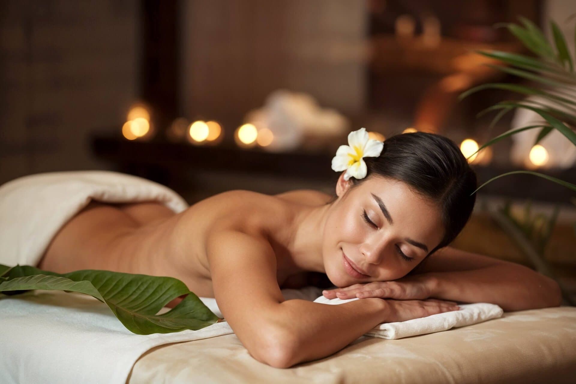 Guest relaxing during a Balinese-style massage ritual